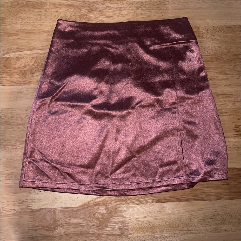 Elegant Satin Skirt in Shimmering Pink